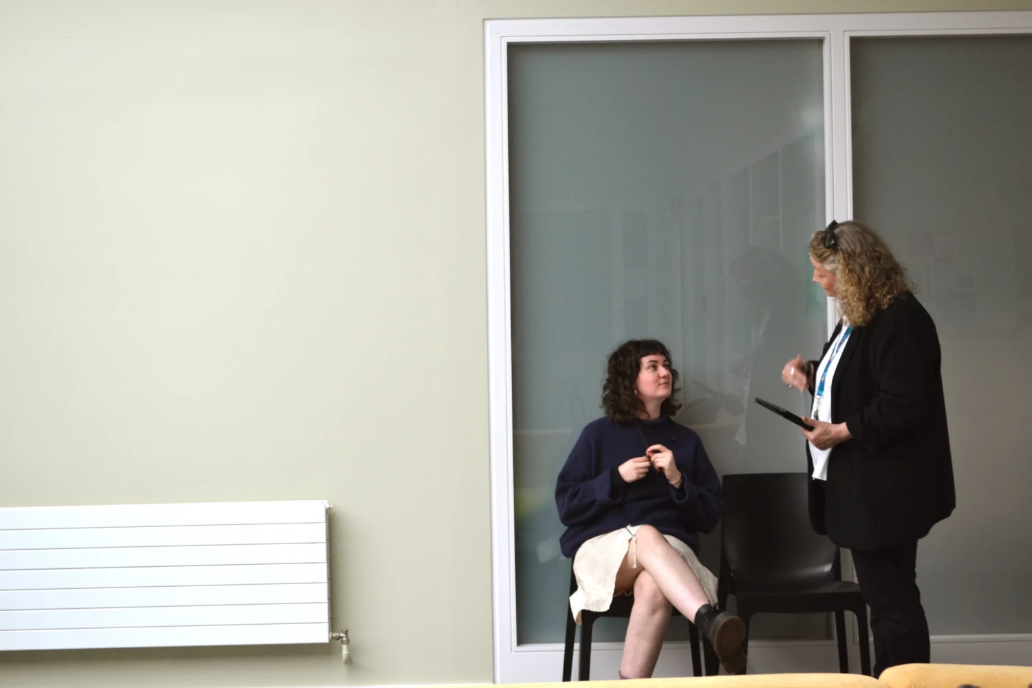 People are met with informed staff who can offer them appropiate supports without having to revist hard moments within the unfamiliar environnement of a hospital.