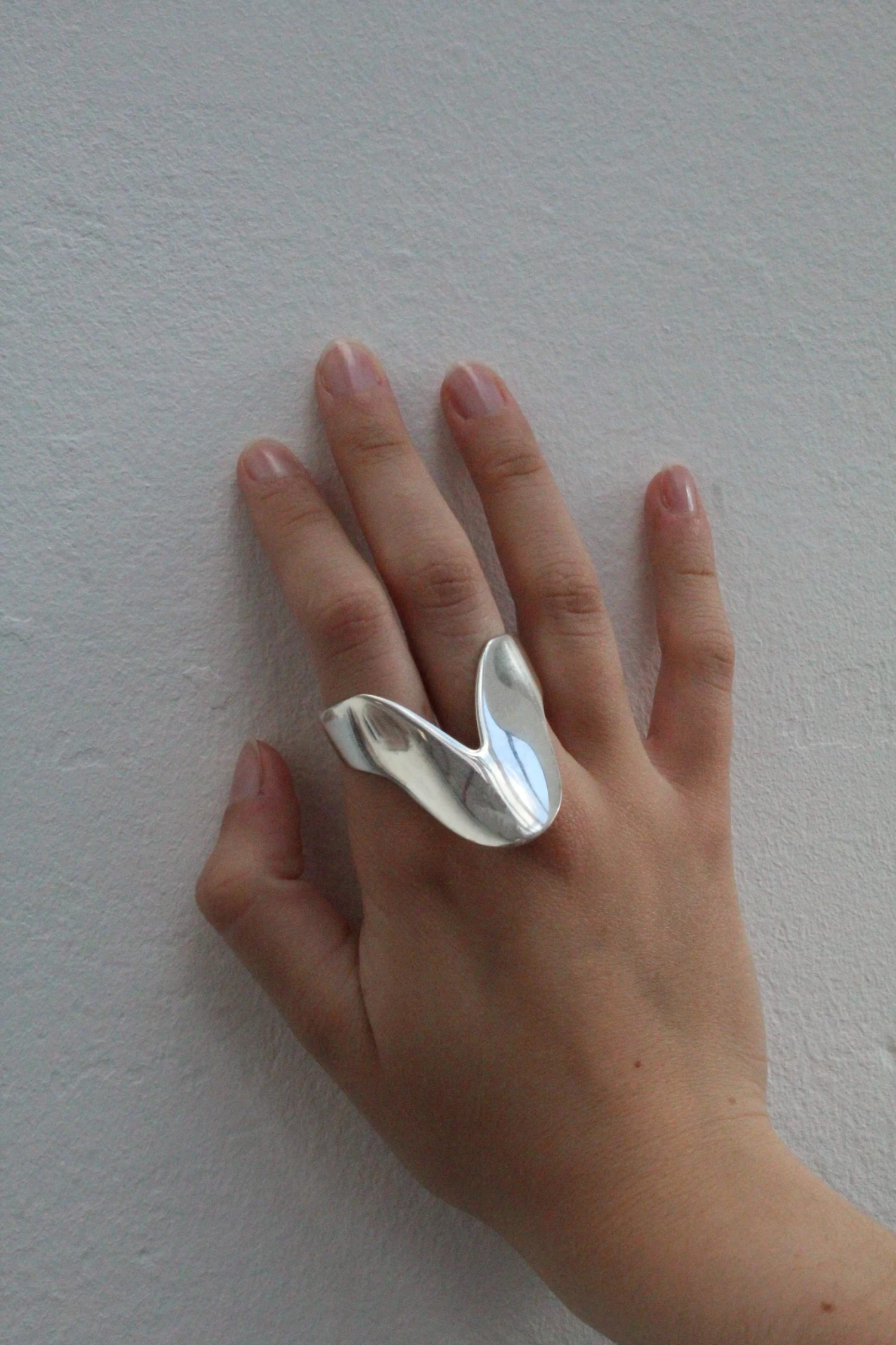*The Pinch* ring 935 sterling silver.