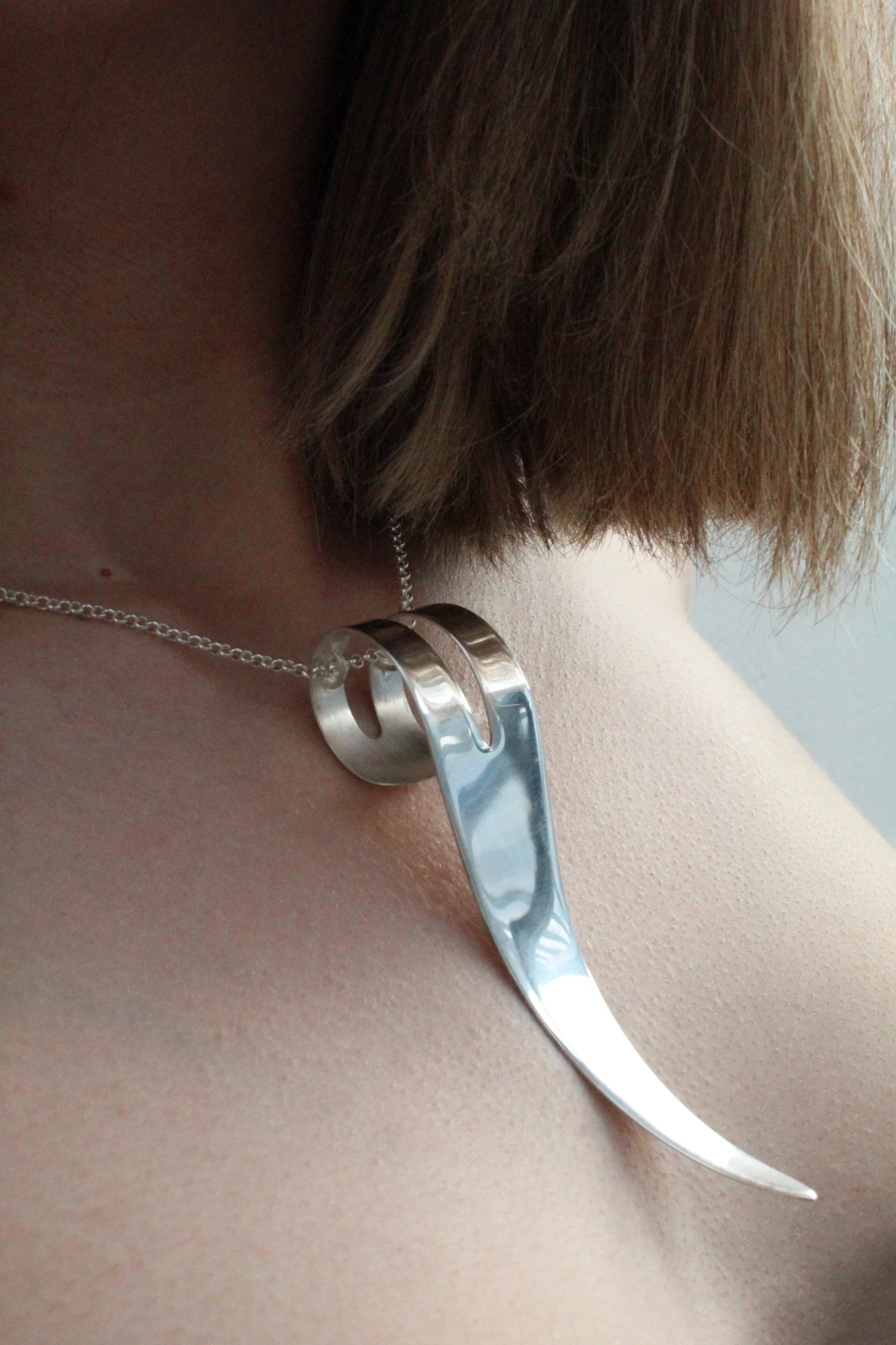 *Discreet Curl* pendant 935 sterling silver.