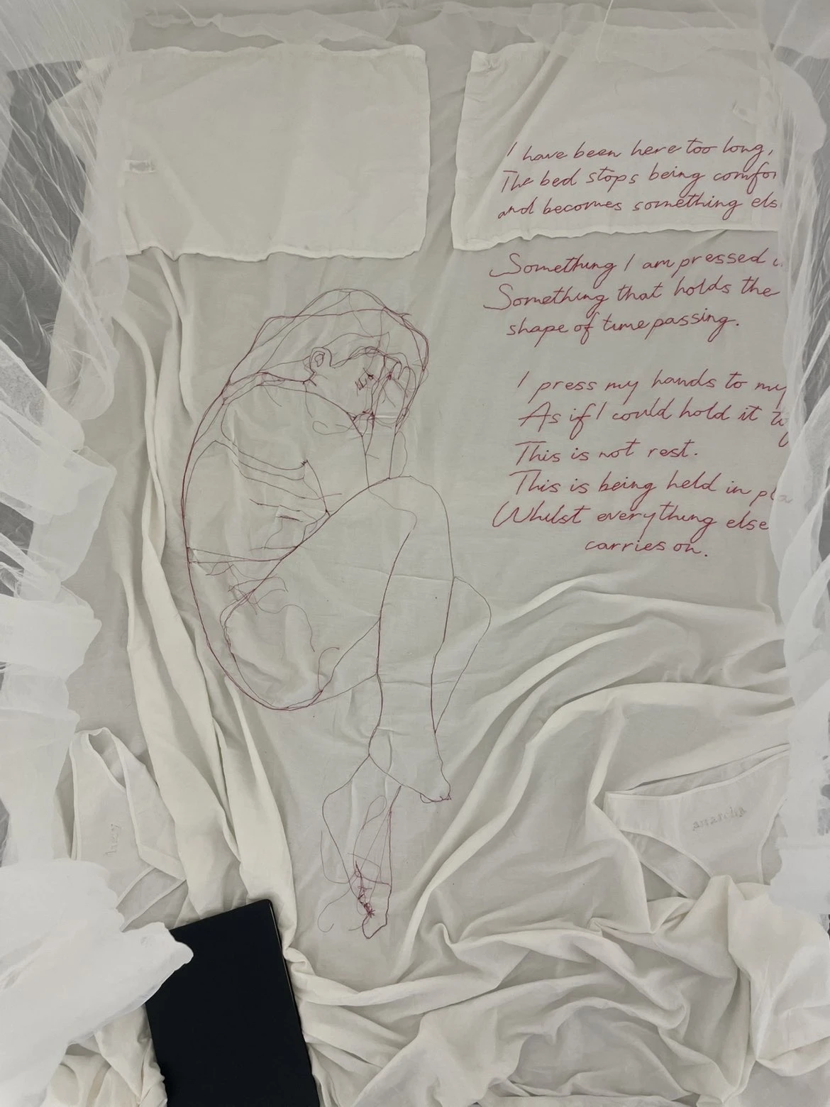 Embroidered bedsheets and palettes, 135 × 190 cm.