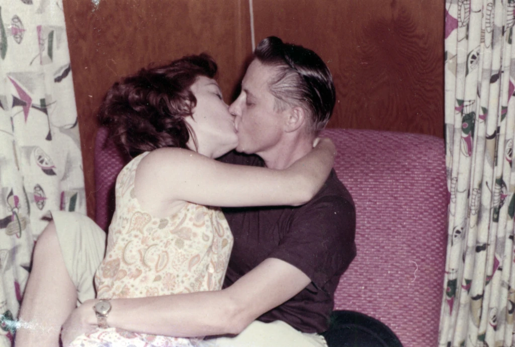 Smith, Bobby, *Bobby Smith Kissing an Unidentified Person* (1960). Bobby Smith Photograph Collection. Image 71. https://digitalcommons.usf.edu/bobbysmith/71