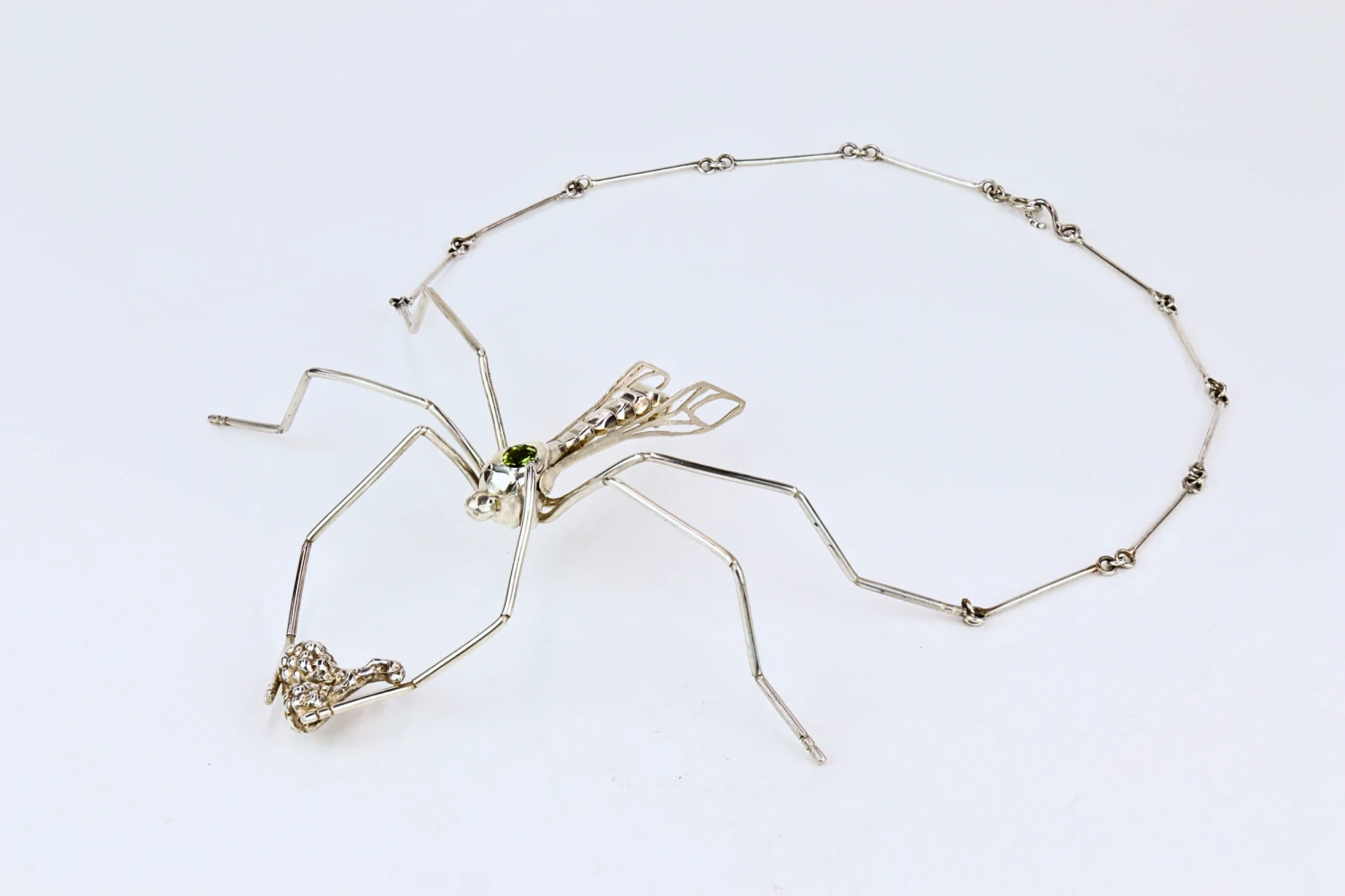 *Dragonfly*, 925 silver, peridot.