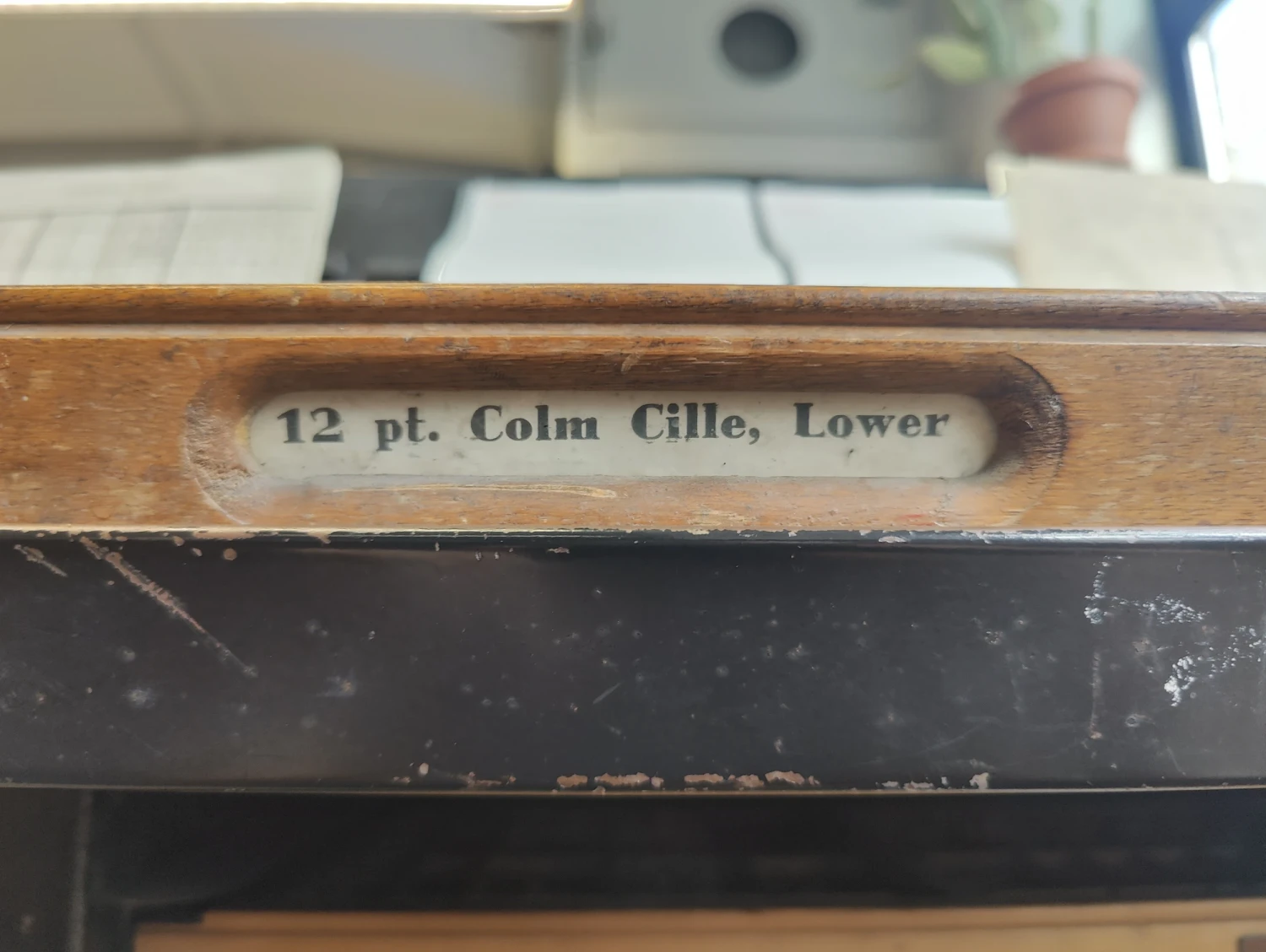 Case of 12pt *Colum Cill*.