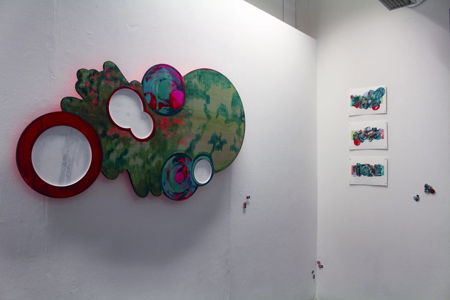 *Combined Shapes*, monotype screen print on wood, 76 x 145 x 1.2 cm; *Lights Interrupt* (triptych), copper plate etching and Chine collé, 23 x 33.5 cm.