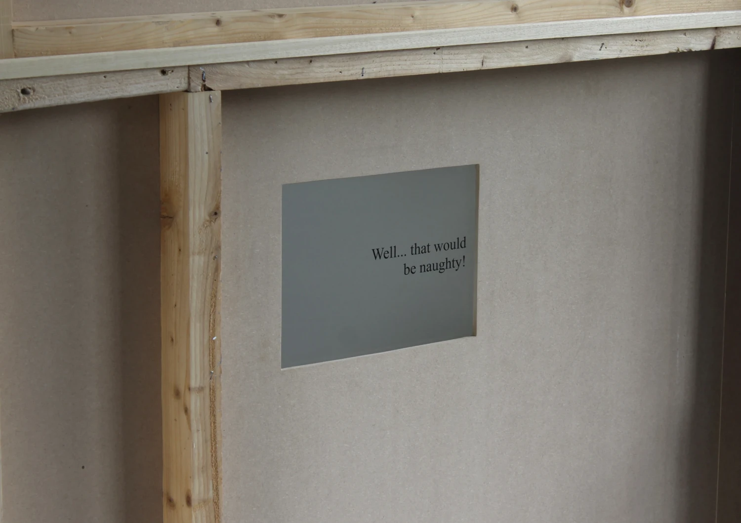 Untitled, audiovisual installation, 32.5 x 27.3 cm.